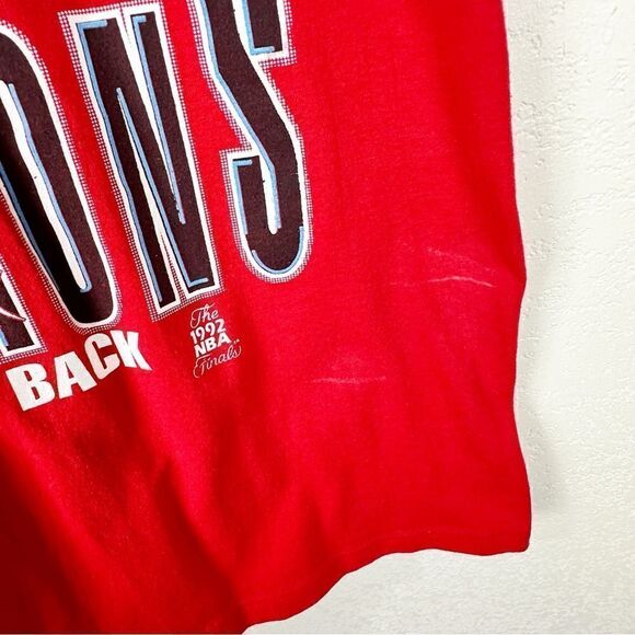 Mens Vintage 90s Red Chicago Bulls Tee Shirt Single Stitch Medium - Picture 5 of 7